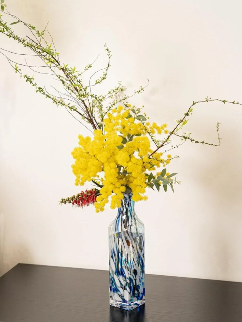 10-Inch Blue & White Swirl Art Glass Vase for Home, Office, Wedding Decor
